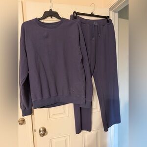 Elegant Women's Lavender Lounge Set